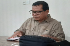 Geger! Dekan Fisip Unri...