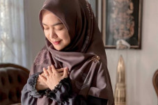 Raih 28,2 Juta Subscriber,...