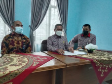 Sekda Simalungun Tantang...
