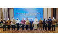 Hadiri Penandatanganan...
