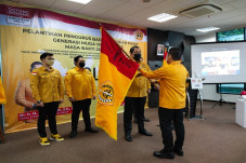 Menangkan Airlangga...