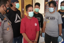 Pura-pura Tanya Alamat,...