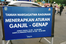 Ganjil Genap di Ragunan...