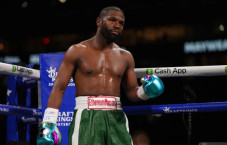 Mayweather Tolak Julio...