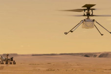 Menolak Pensiun, Helikopter...