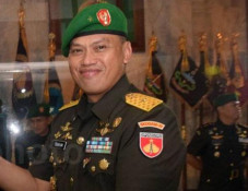 Mayjen TNI Teguh Muji...