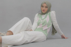 Sule Sibuk Kerja, Putri...