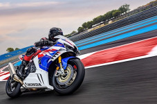 Honda CBR1000RR Fireblade...