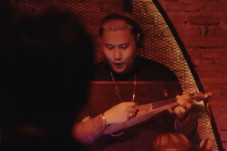 Tanpa Canggung, DJ Ini...