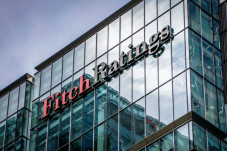 Fitch Pertahankan Indonesia...