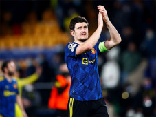 Harry Maguire Girang...
