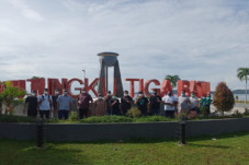 Satu Tungku Tiga Batu...