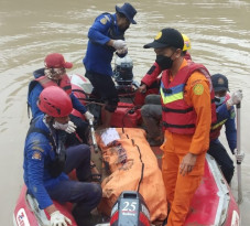 Korban Perahu Terbalik...