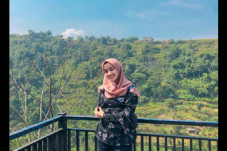 Ini Profil Mahasiswi...