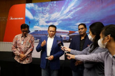 Rebranding, Layanan...