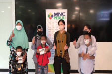 MNC Peduli Berikan Alat...