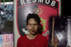 Remaja 17 Tahun Bobol...