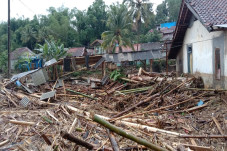 3 Desa di Garut Luluh...