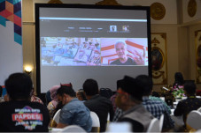 Ganjar Pranowo Ingin...