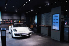 Porsche Segera Ganti...