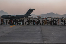 Taliban Minta Bantuan...
