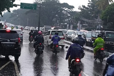 Demo Buruh di Gedung...