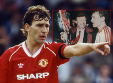 Bryan Robson, Kapten...