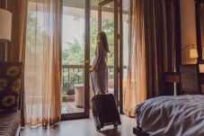 Staycation Jadi Alternatif...