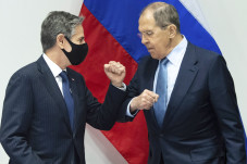 Kamis, Menlu AS-Rusia...