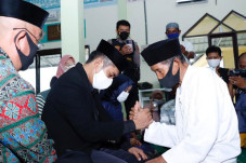 Tahanan Narkoba Menikah...