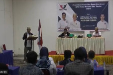 Gelar Pendidikan Politik,...
