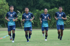 Liga 1 Jelang Madura...
