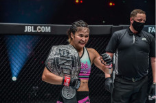 Juarai ONE Womens Atomweight...