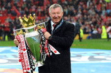 Bukan Cantona atau Roy...