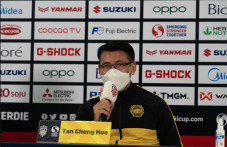 Jelang Bentrok Malaysia,...