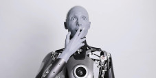 Ngeri dan Kagum, Robot...