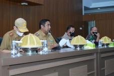 Pemkab Maros Target...
