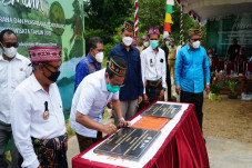 Dukung Destinasi Super...