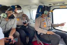 Naik Heli, Kapolda Jatim...