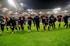 Hasil Liga Europa 2021/2022,...