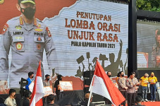 Kapolri Tutup Lomba...