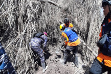 Update Erupsi Gunung...