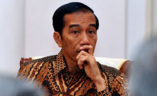 Jokowi Sedih, Tak Bisa...