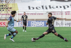 Hasil Liga 1 Persela...