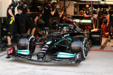 F1: Hasil Latihan Bebas...