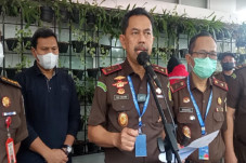 Guru Pesantren Setubuhi...