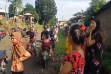 Serbu Bantaran Sungai...
