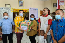 Jelang Perayaan Natal,...
