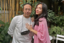 Dhea Ananda Hamil Anak...