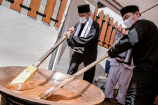 Luncurkan Panduan Pengembangan...